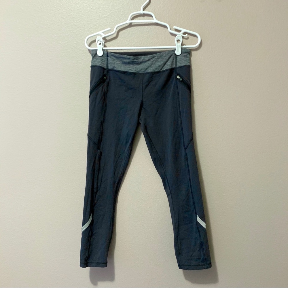 Lululemon gray crop reflective leggings 8